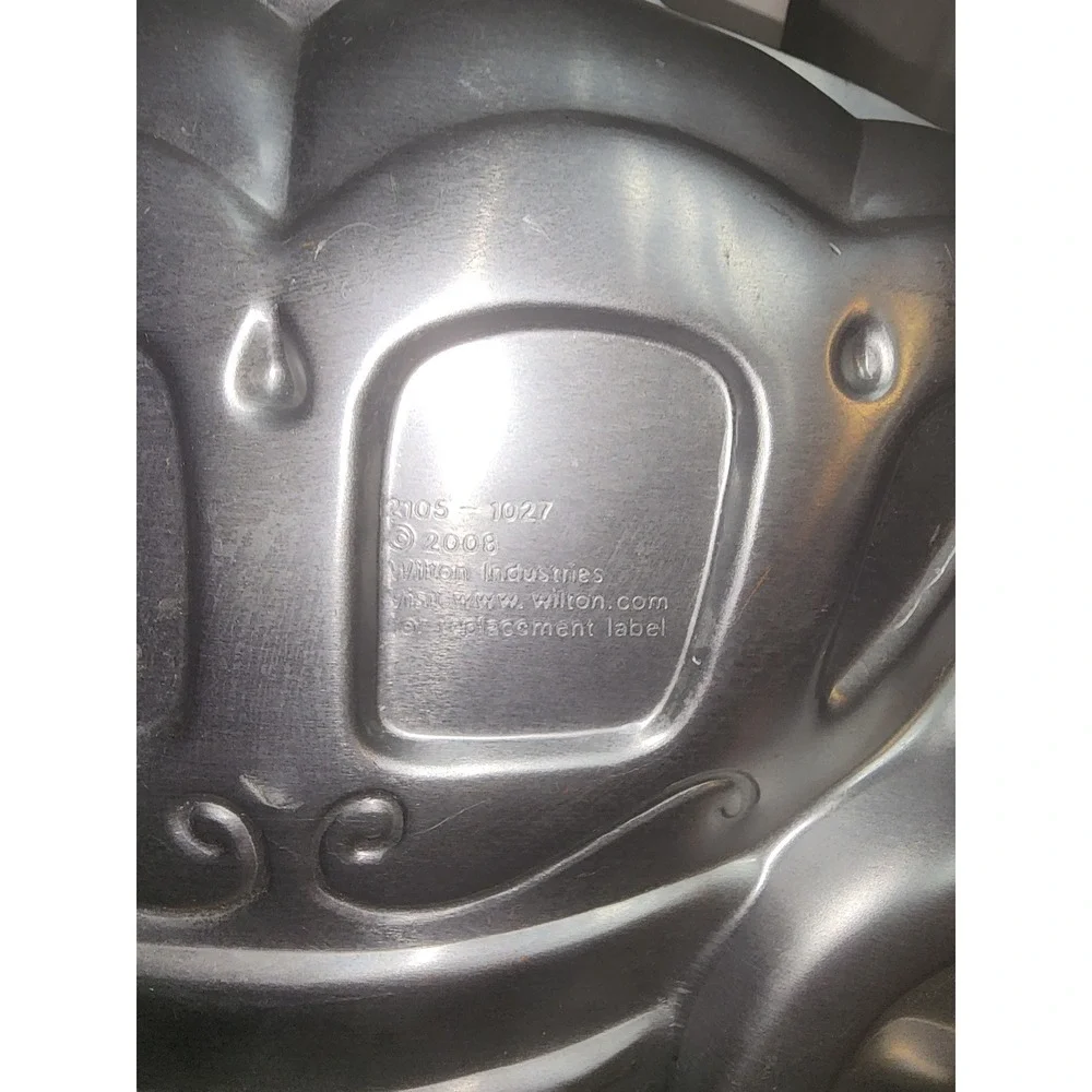 2005‎ Wilton Princess Carriage Cake Pan